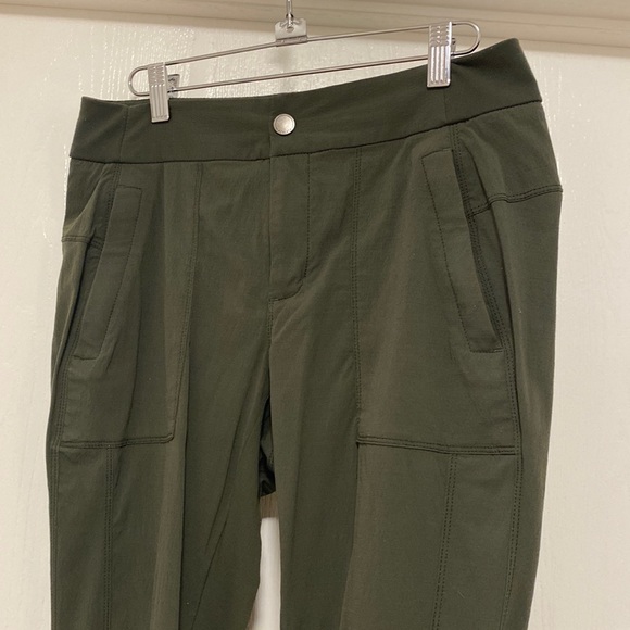 Size 4 khaki olive Athleta hiking joggers. - Picture 2 of 6